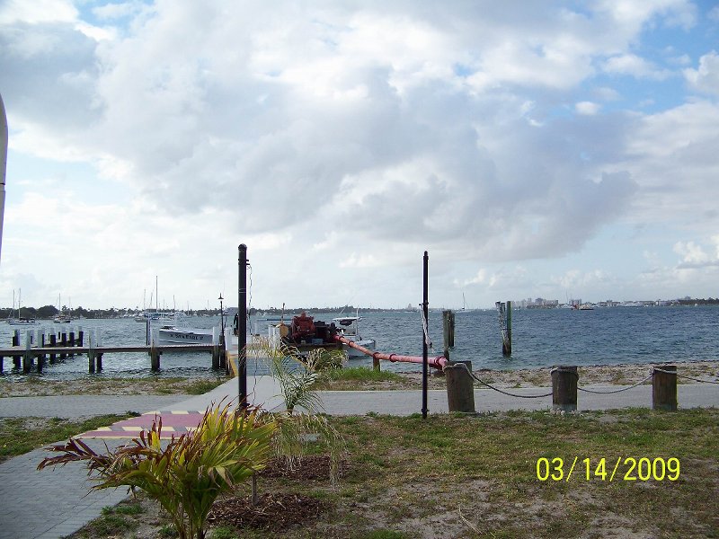 Hector 009 031409.jpg - Compliments of Hector Padron-AD4C